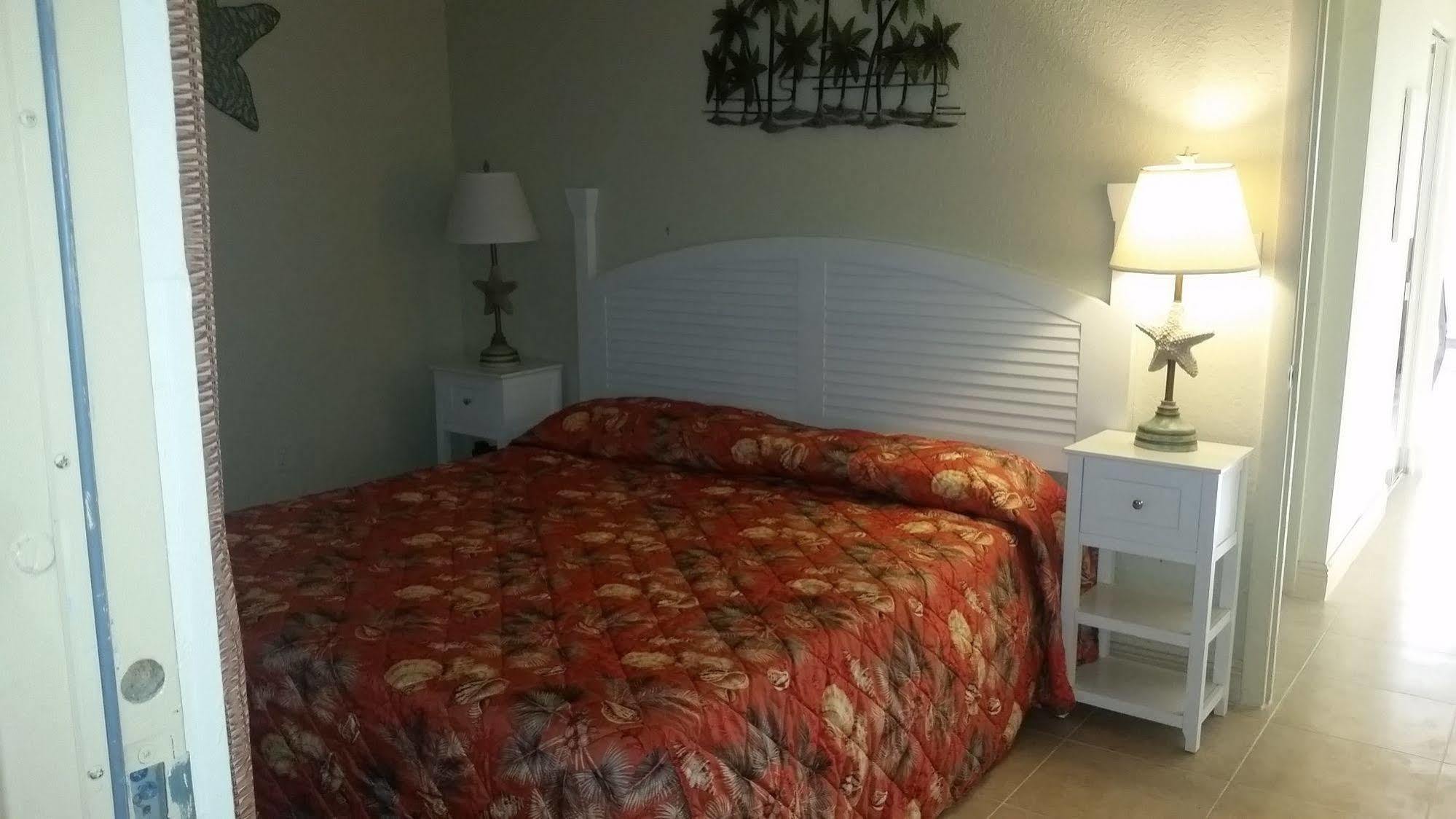 Anna Maria Island Dream Inn Holmes Beach Exterior photo